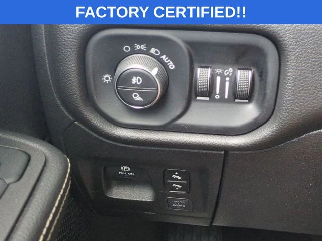 Used 2025 Red Ram Laramie image 18