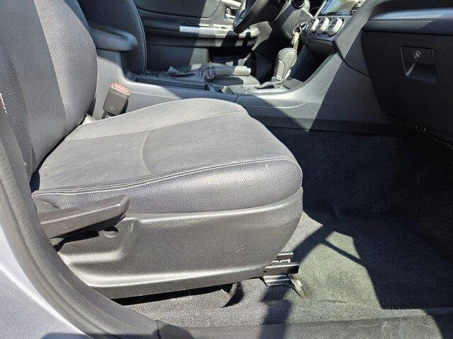 Used 2015 SILVER SUBARU 2.0ILM image 28