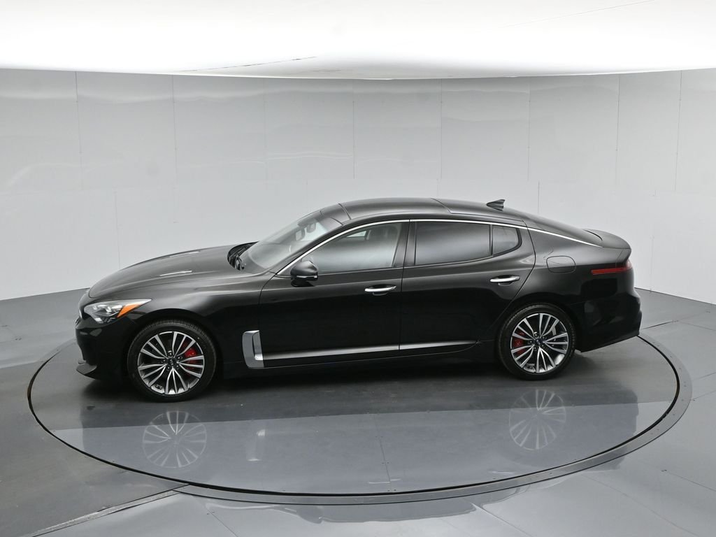 Used 2019 Black Kia Premium image 46