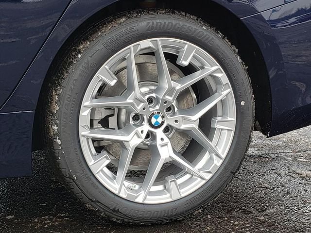 2026 BMW 3 Series 330i - Photo 27
