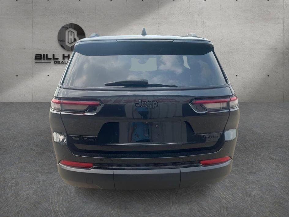Used 2022 Black Jeep Limited image 6