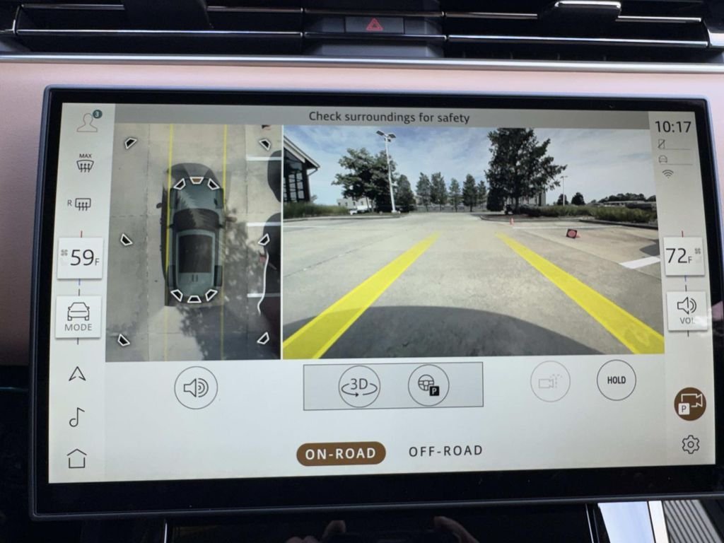 New 2026 Ostuni Pearl White LAND ROVER Dynamic SE image 15