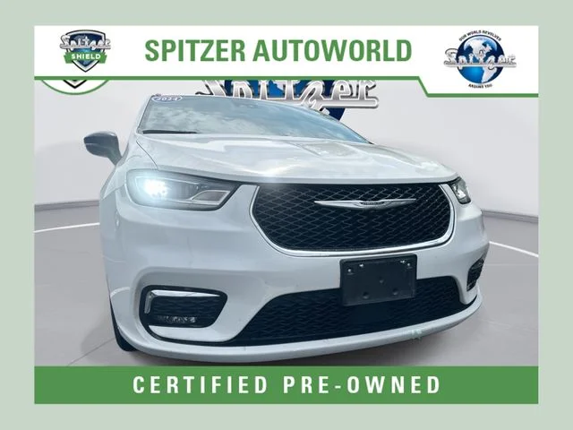 Used 2024 White Chrysler Select image 1