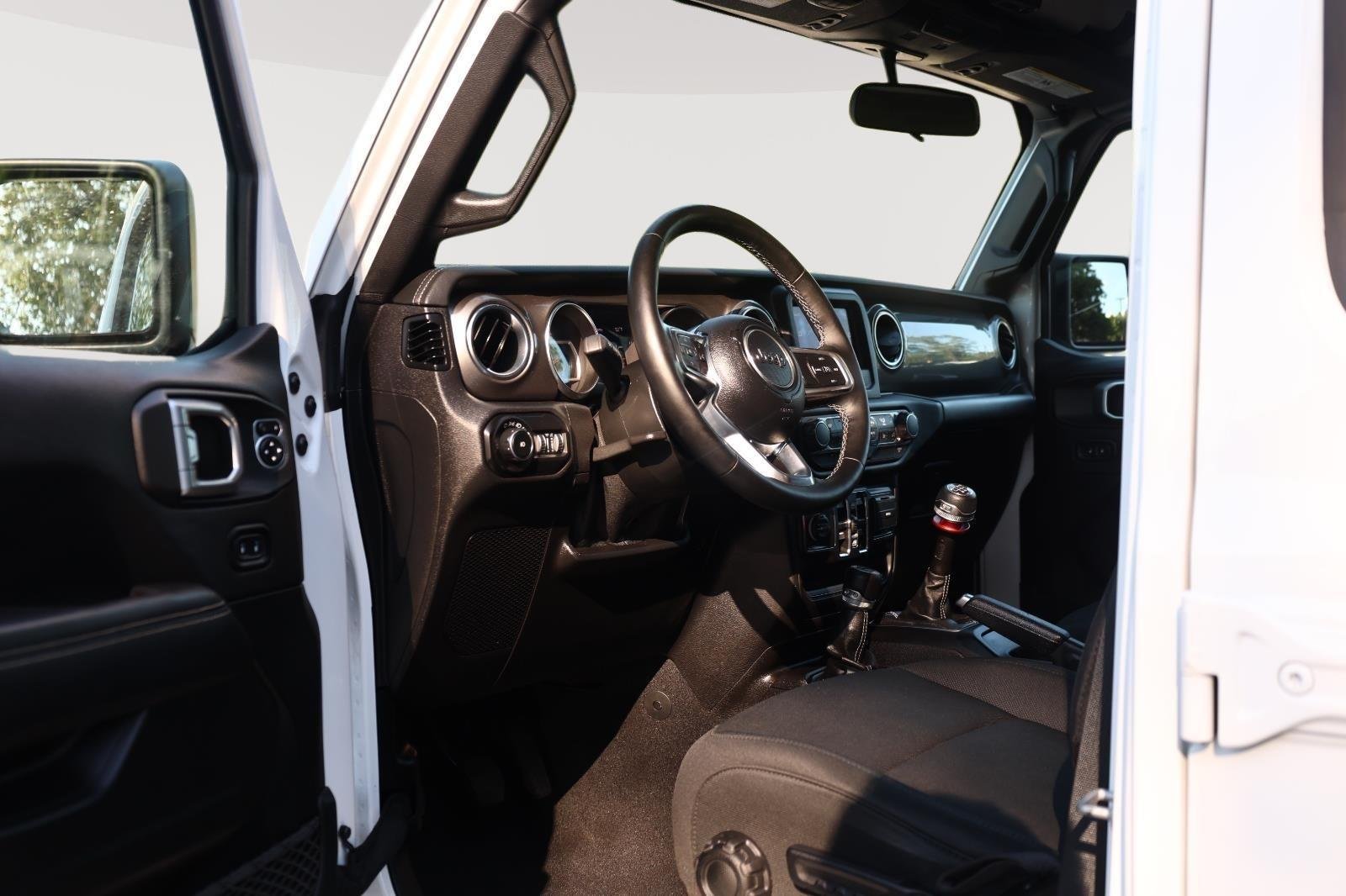 Used 2020 Bright White Clearcoat Jeep Sahara image 12