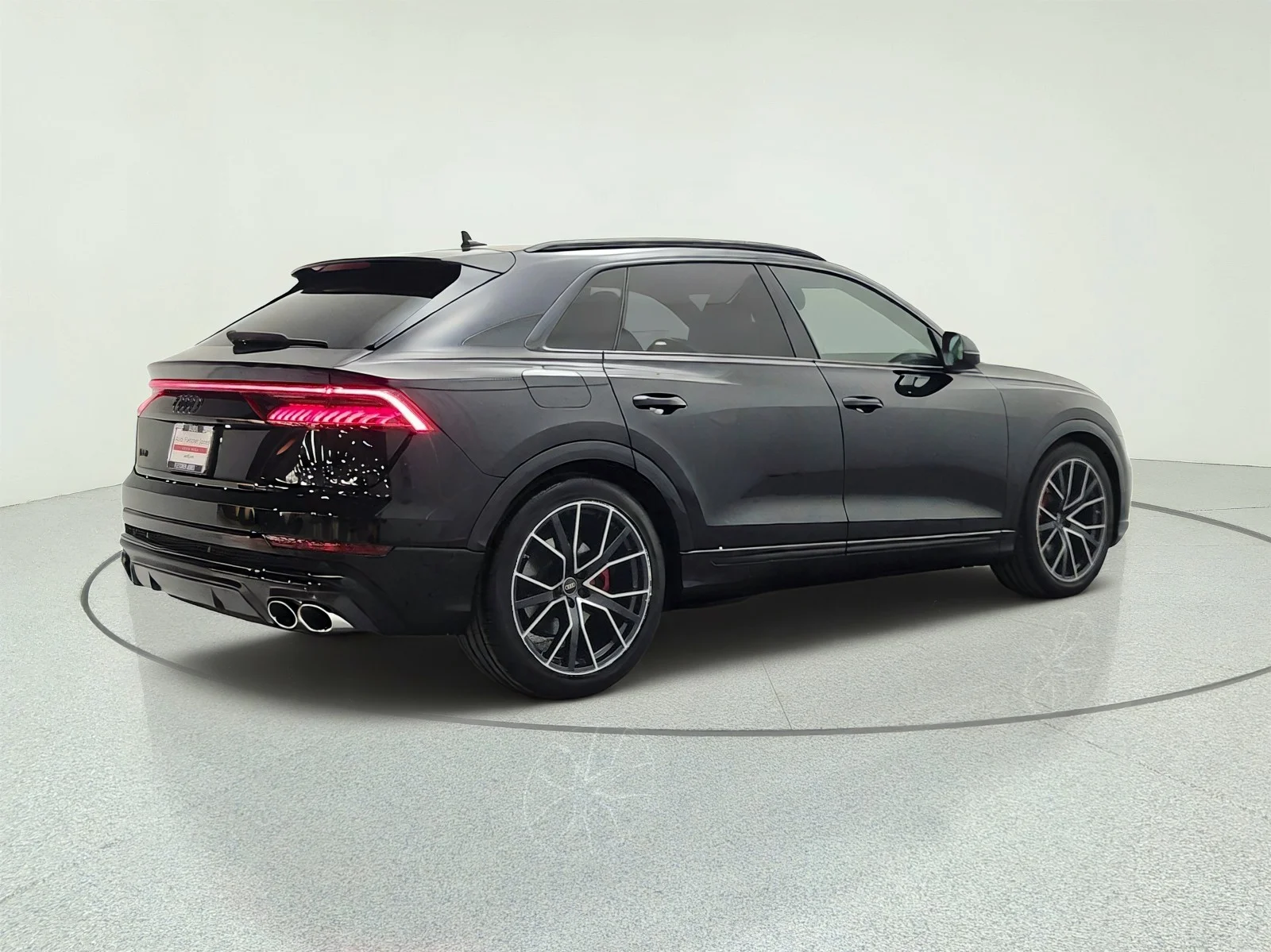 Used 2023 Mythos Black Metallic Audi Premium Plus 4.0 TFSI quattro image 5