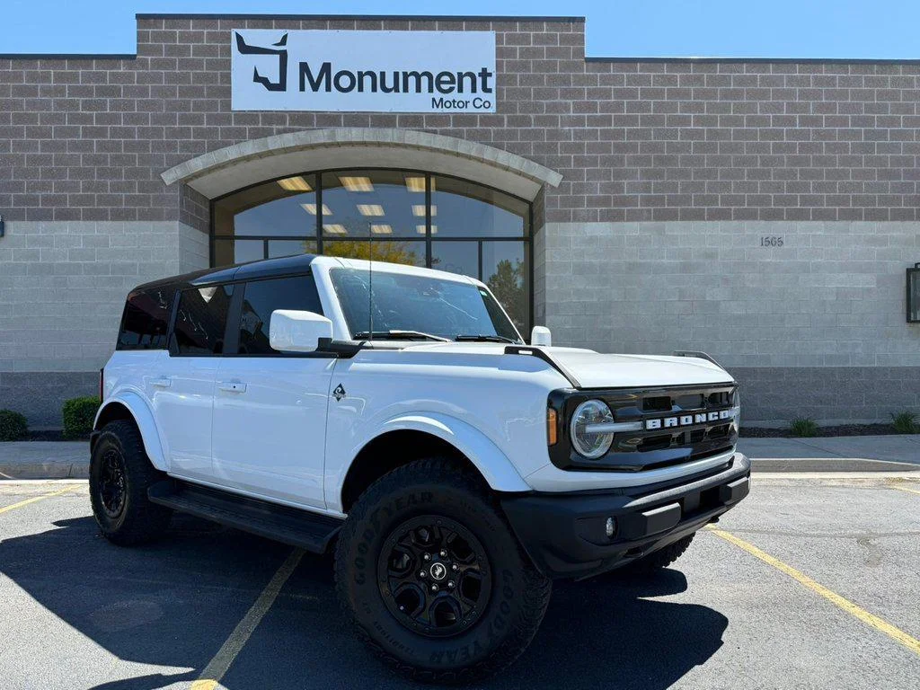 2025 Ford Bronco Outer Banks 4x4's photo