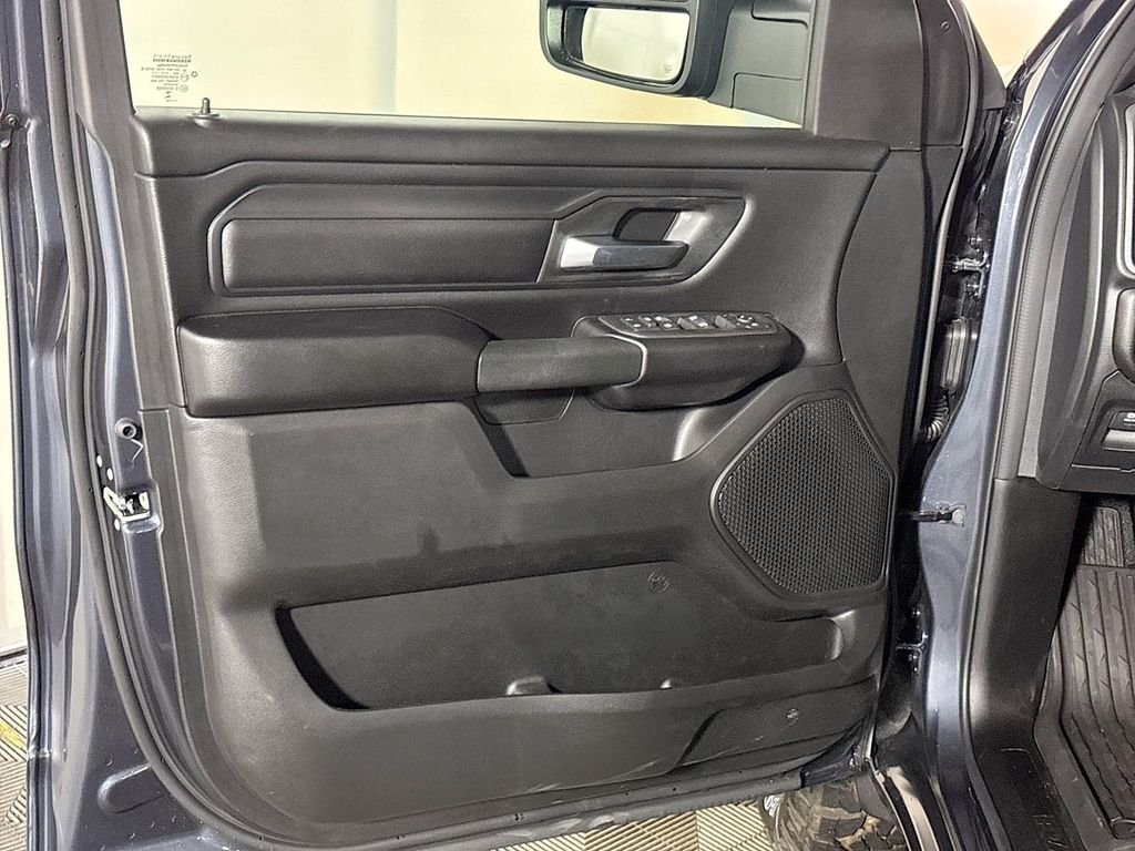 New 2026 Forged Blue Metallic Exterior Paint RAM Warlock image 10