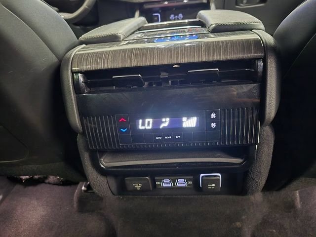 Used 2022 Silver Jeep Series II image 39
