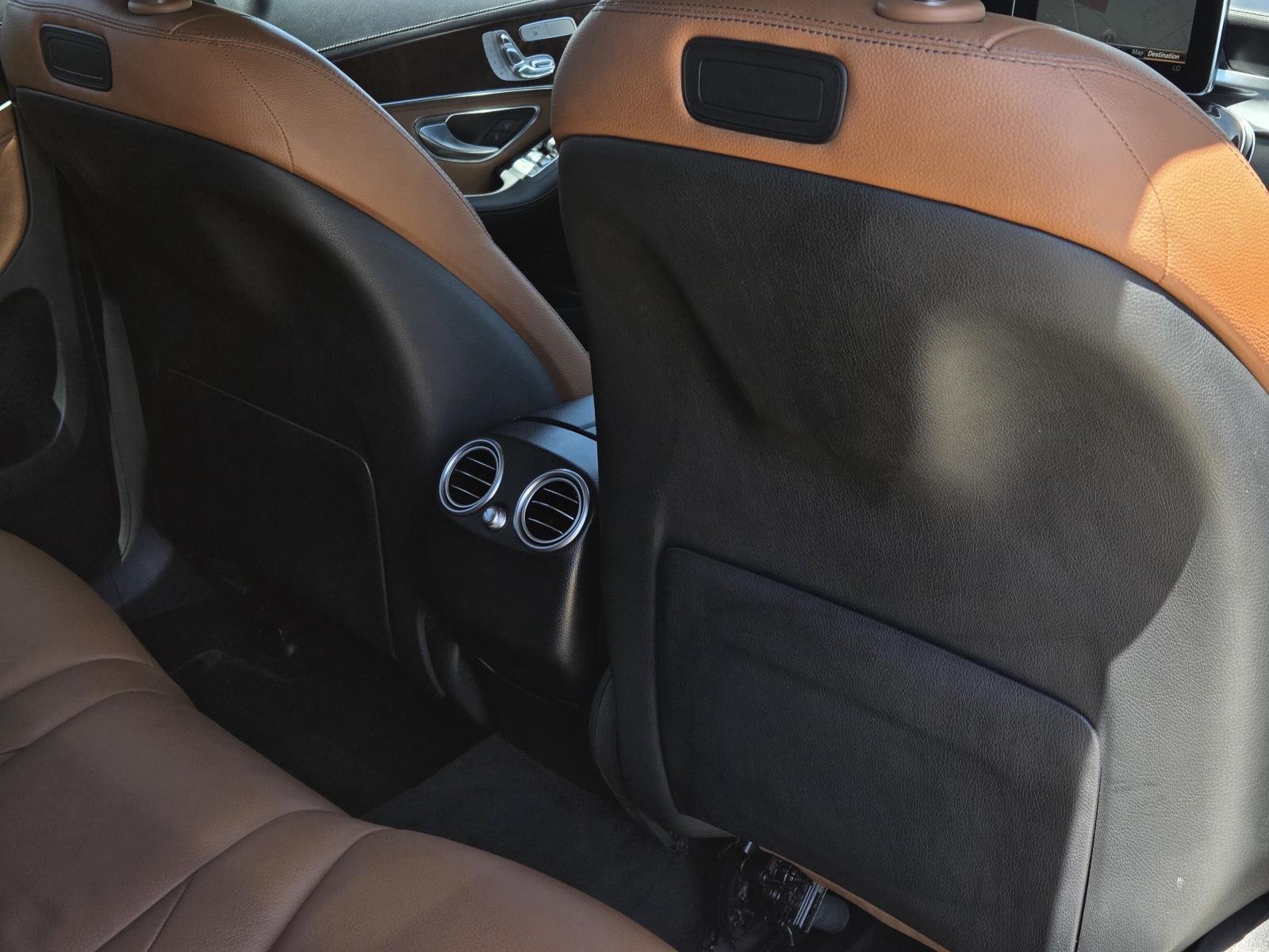 Used 2018 designo Diamond White Metallic Mercedes-Benz GLC 300 image 38