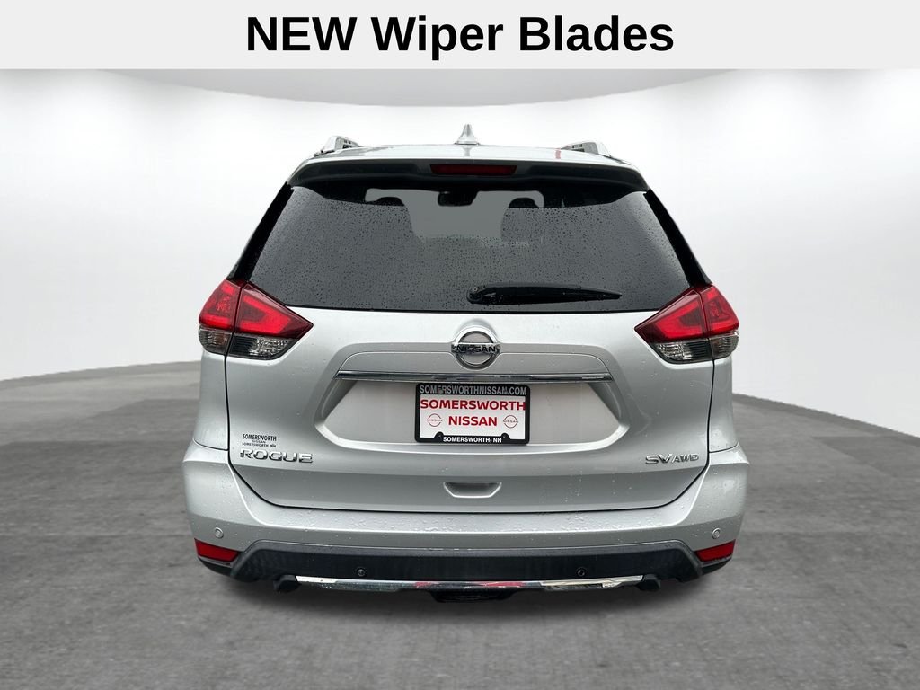 Used 2020 Silver Nissan SV image 7