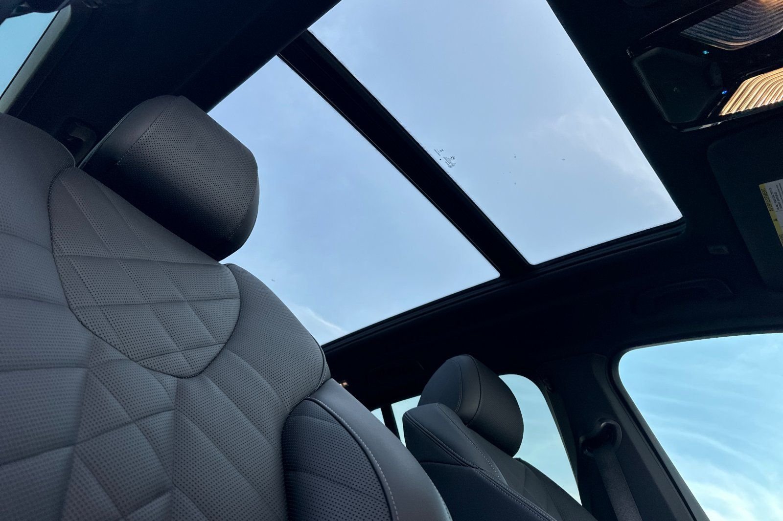 Used 2025 Gray BMW xDrive40i image 20