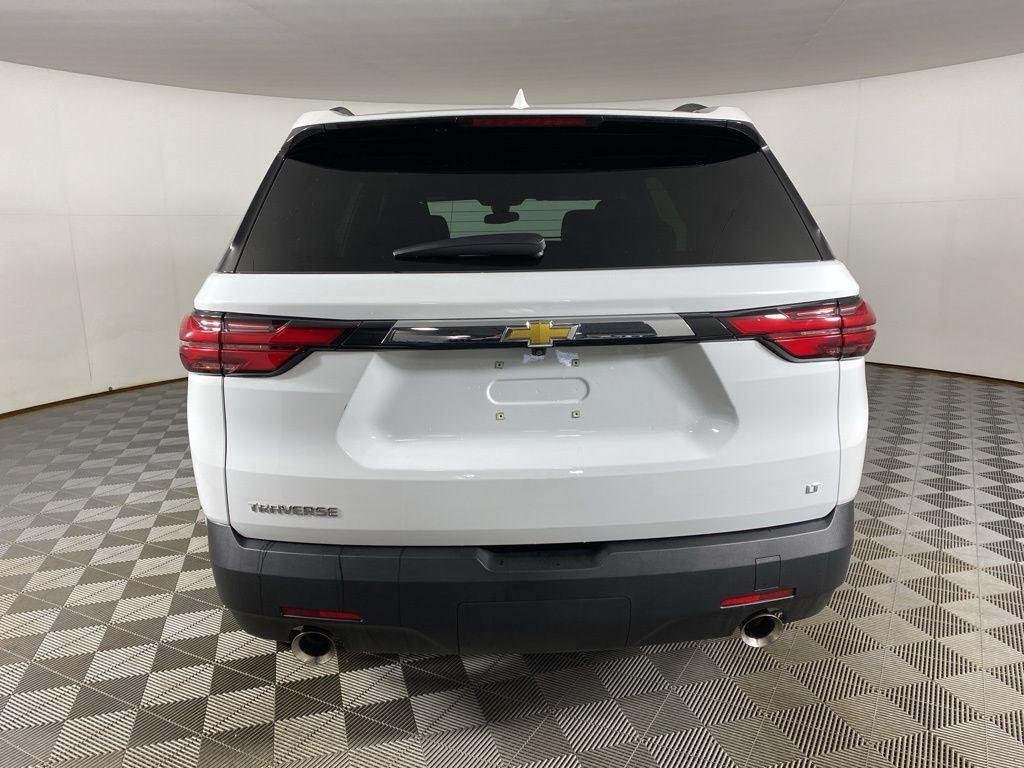 Used 2023 Summit White Chevrolet LT image 9