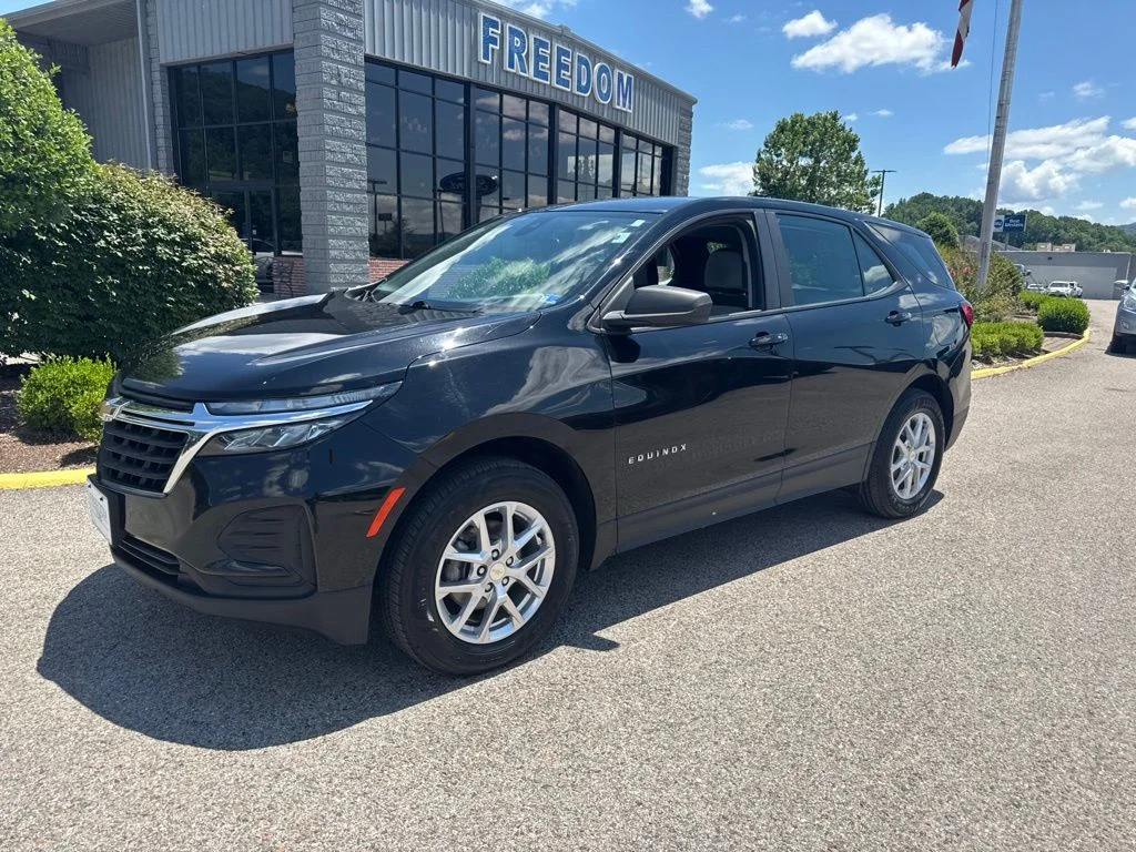 Used 2023 Chevrolet Equinox LS with VIN 3GNAXSEGXPL124072 for sale in Wise, VA