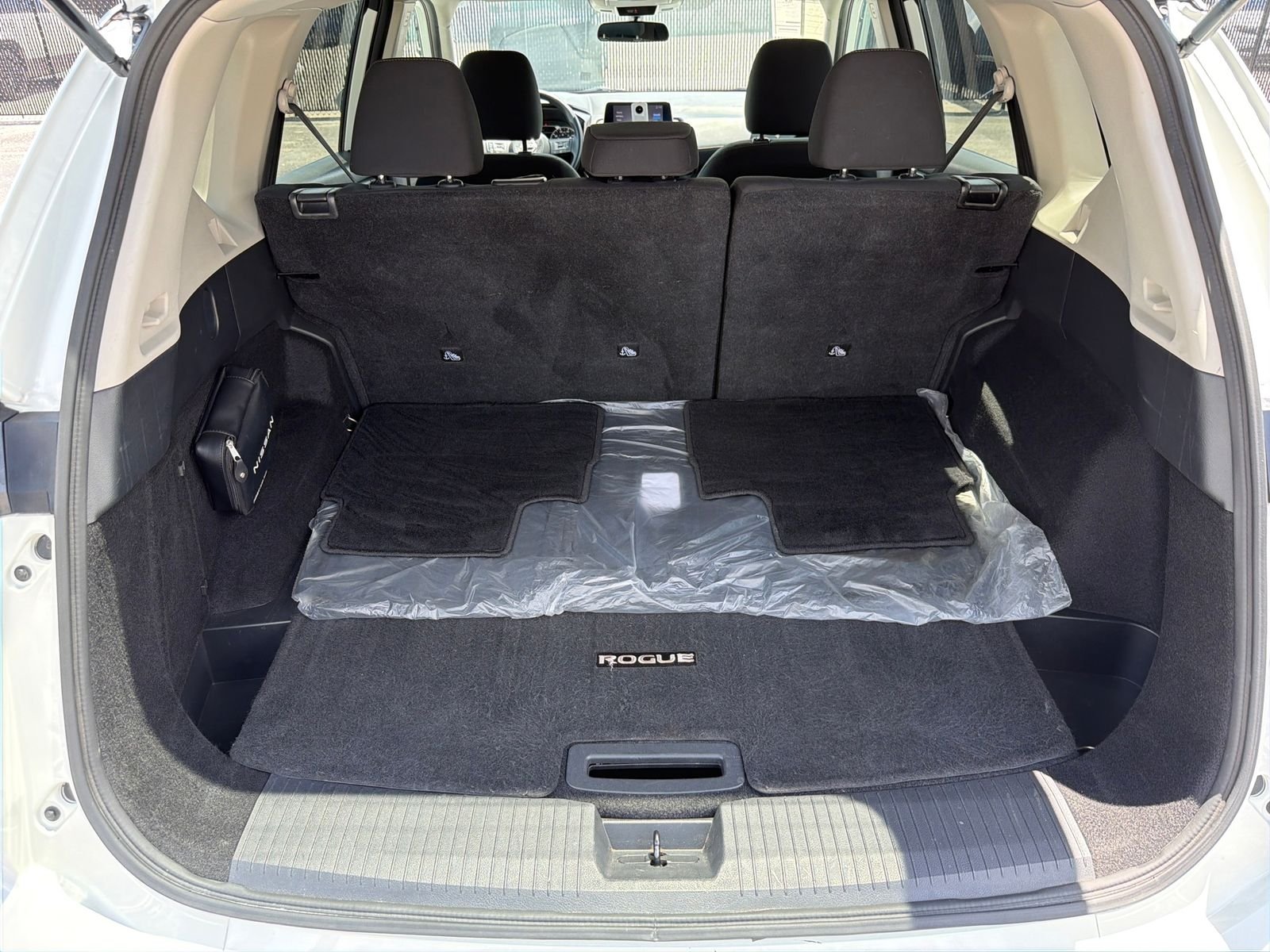 Certified Used 2024 White Nissan S image 23