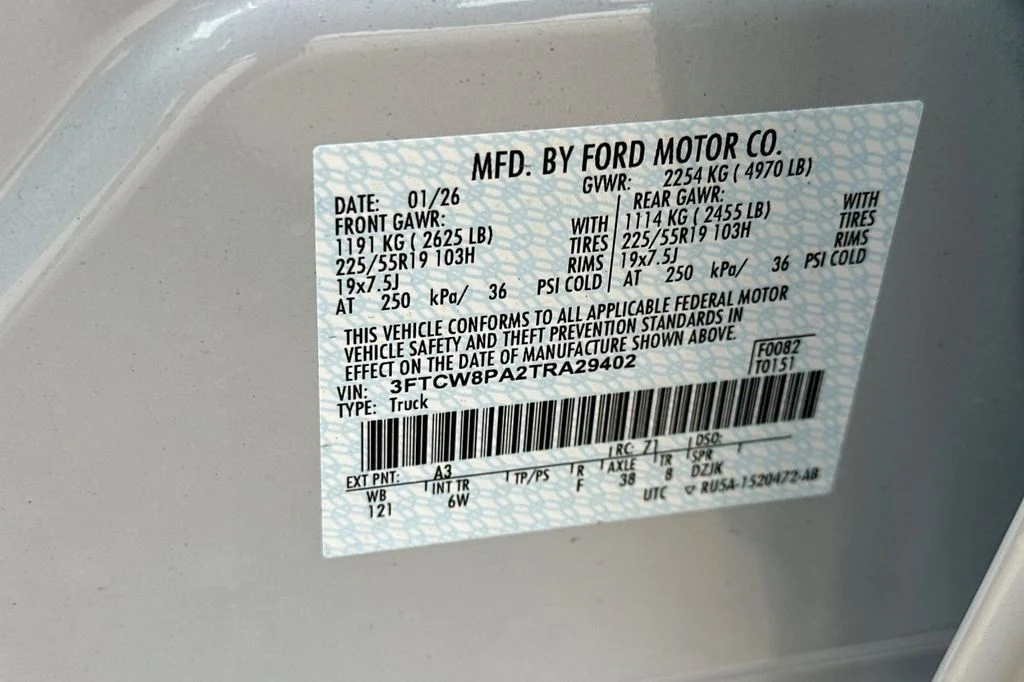 New 2026 Space White Metallic Ford Lobo High image 28