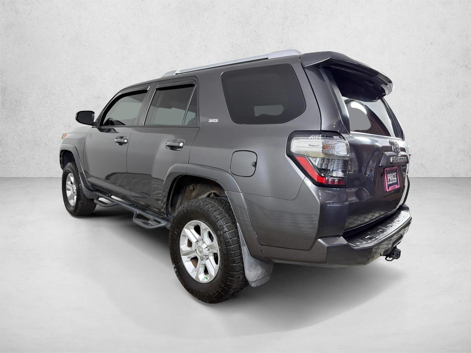 Used 2018 Magnetic Gray Metallic Toyota SR5 image 5
