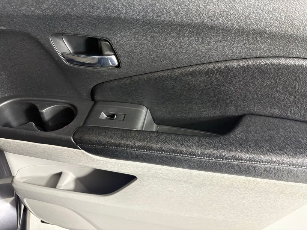 Used 2017 Silver Honda EX image 15