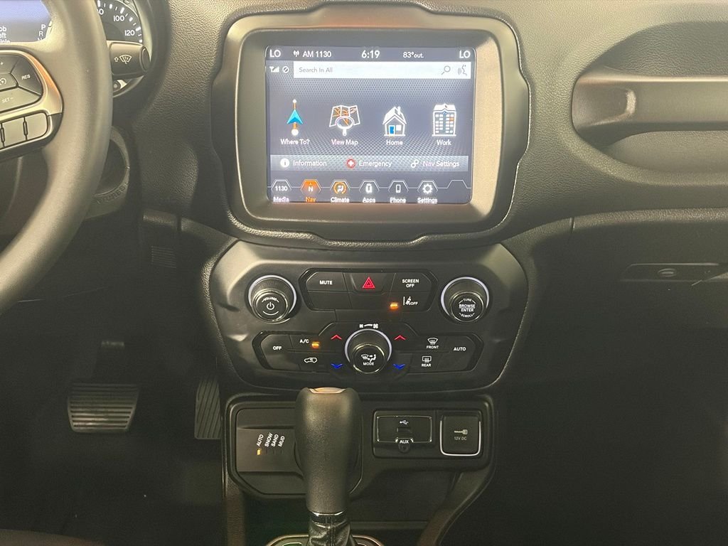Used 2022 Black Jeep Latitude image 2
