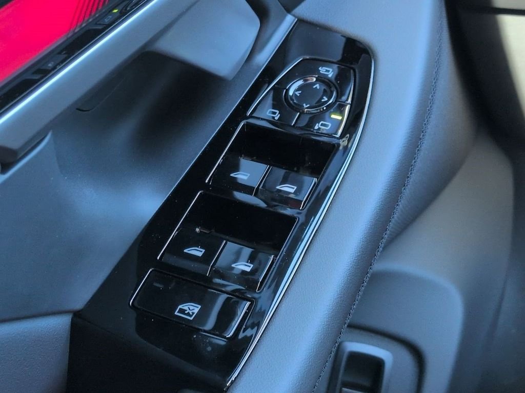 New 2027 Oxide Grey Metallic BMW 530i xDrive image 24