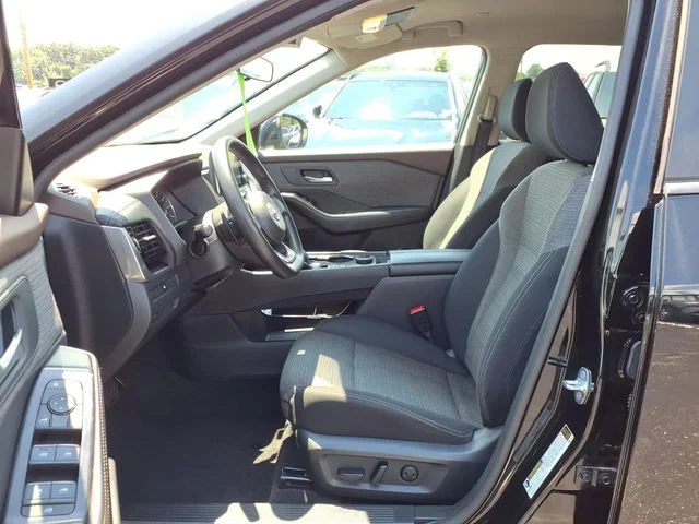 Used 2022 Black Nissan SV image 17