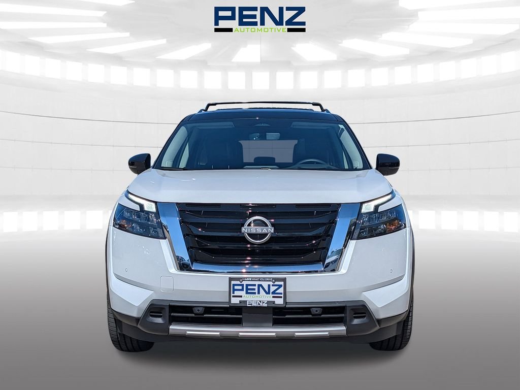 Used 2025 Nissan Pathfinder Platinum with VIN 5N1DR3DJXSC203468 for sale in Rochester, Minnesota