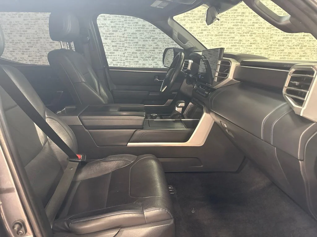 Used 2022 Gray Toyota Platinum image 10