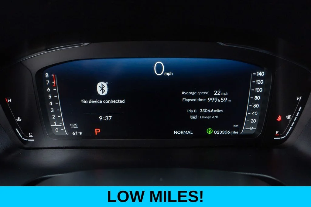 Certified Used 2025 Crystal Black Pearl Honda AWD Black Edition image 3