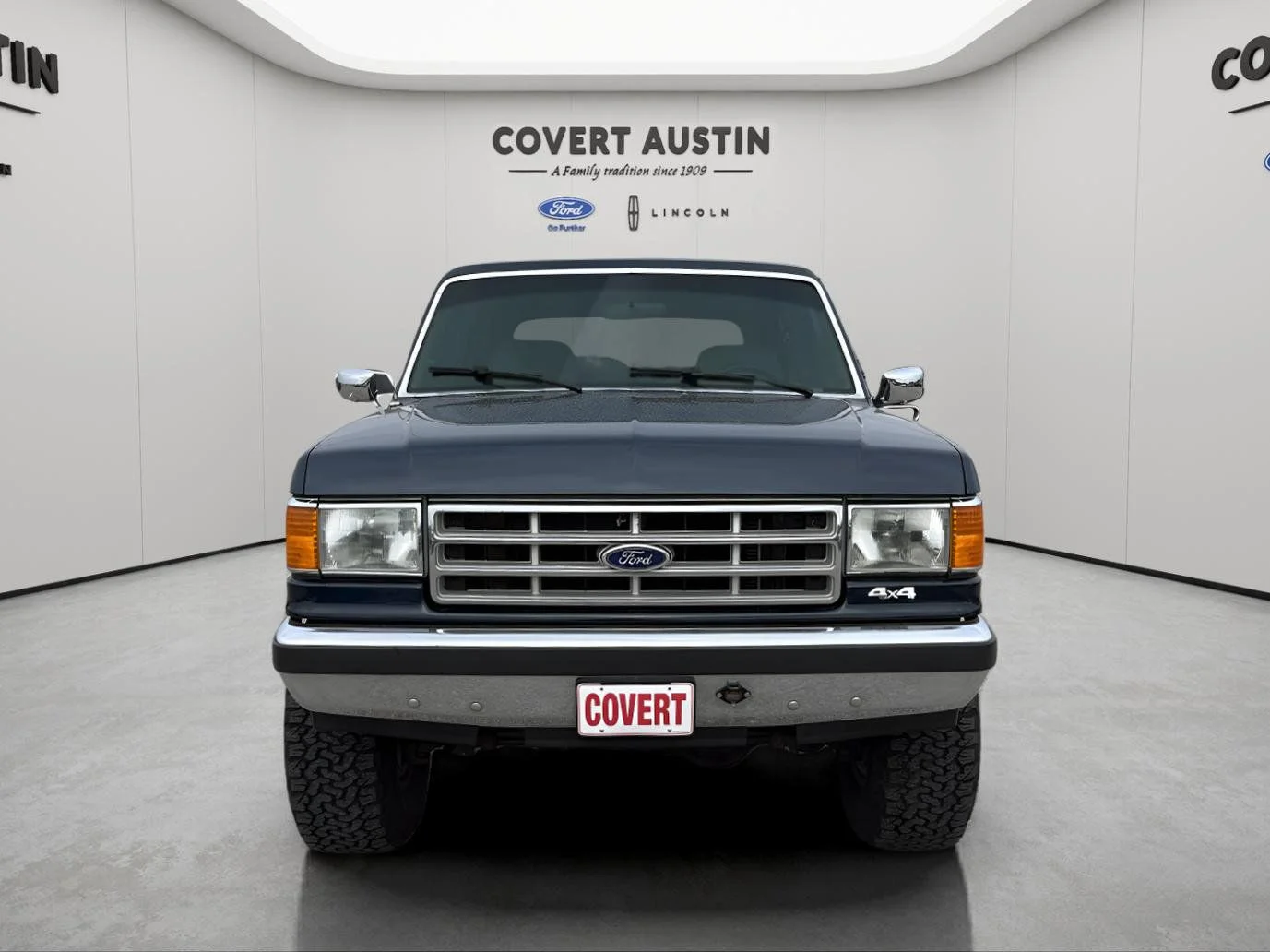 Used 1988  Ford XLT image 22