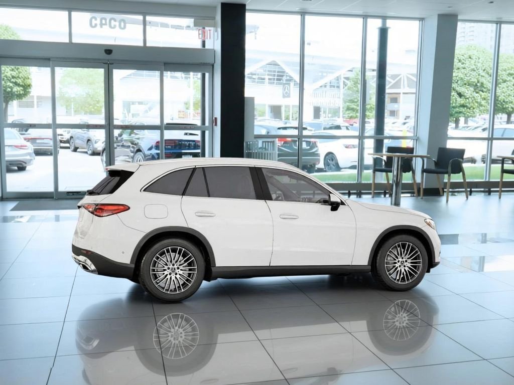 2026 Mercedes-Benz GLC Base - Photo 17
