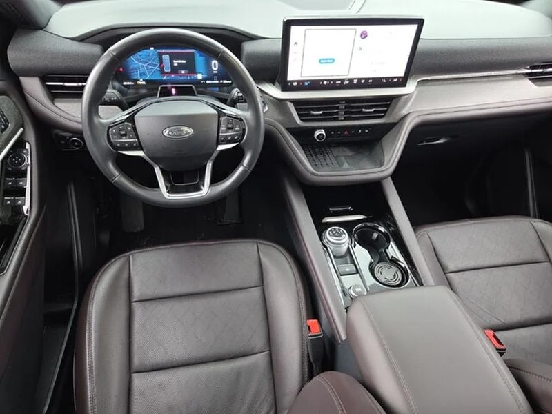 Certified Used 2025 White Ford Platinum image 9