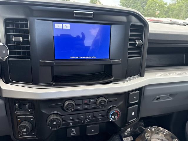 New 2026 Oxford White Ford F-250® XL image 8