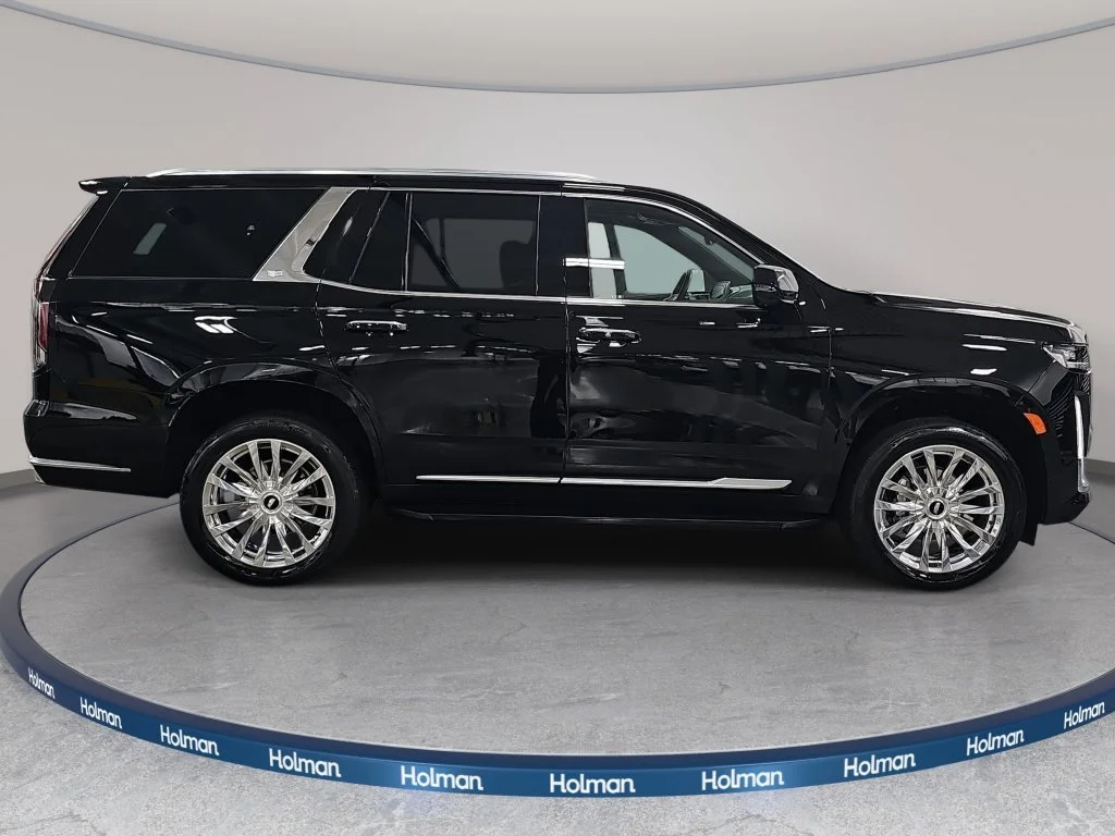 Used 2023 Black Cadillac Premium Luxury image 5