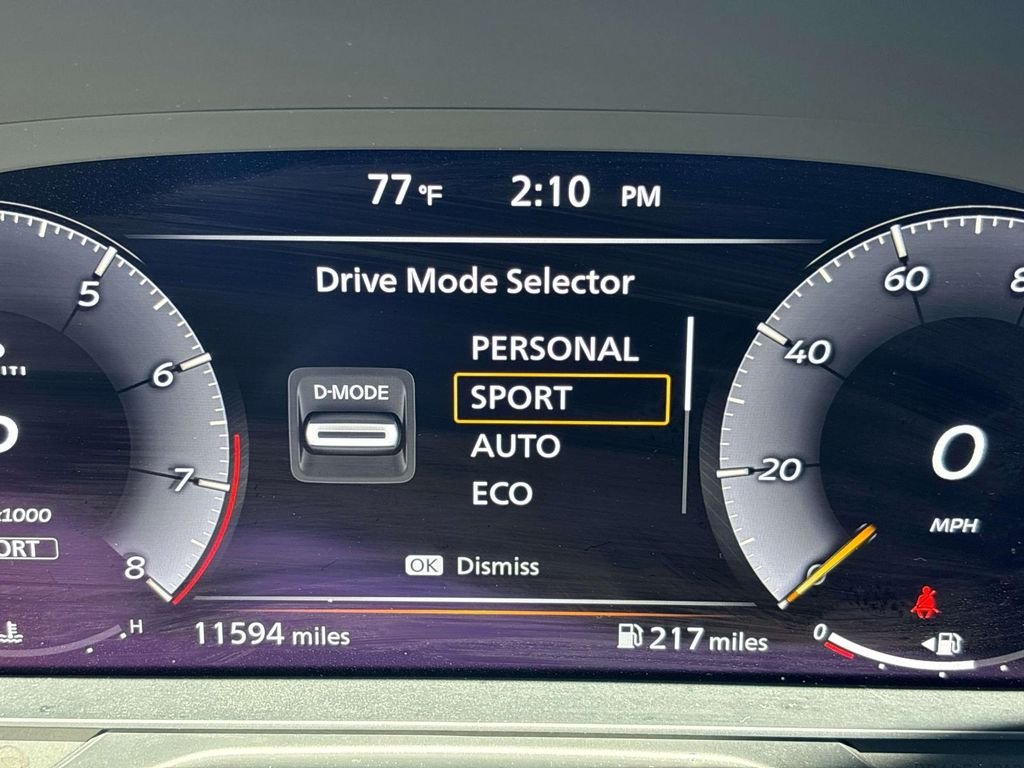 Certified Used 2023 Black INFINITI LUXE image 28