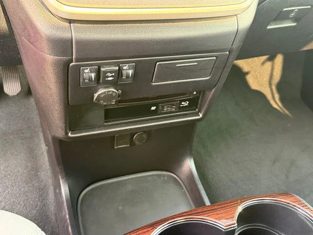 Certified Used 2020 ALUMINA JADE METAL Toyota Limited Premium image 22