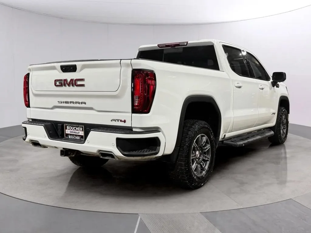 Used 2024 Summit White GMC AT4 image 3