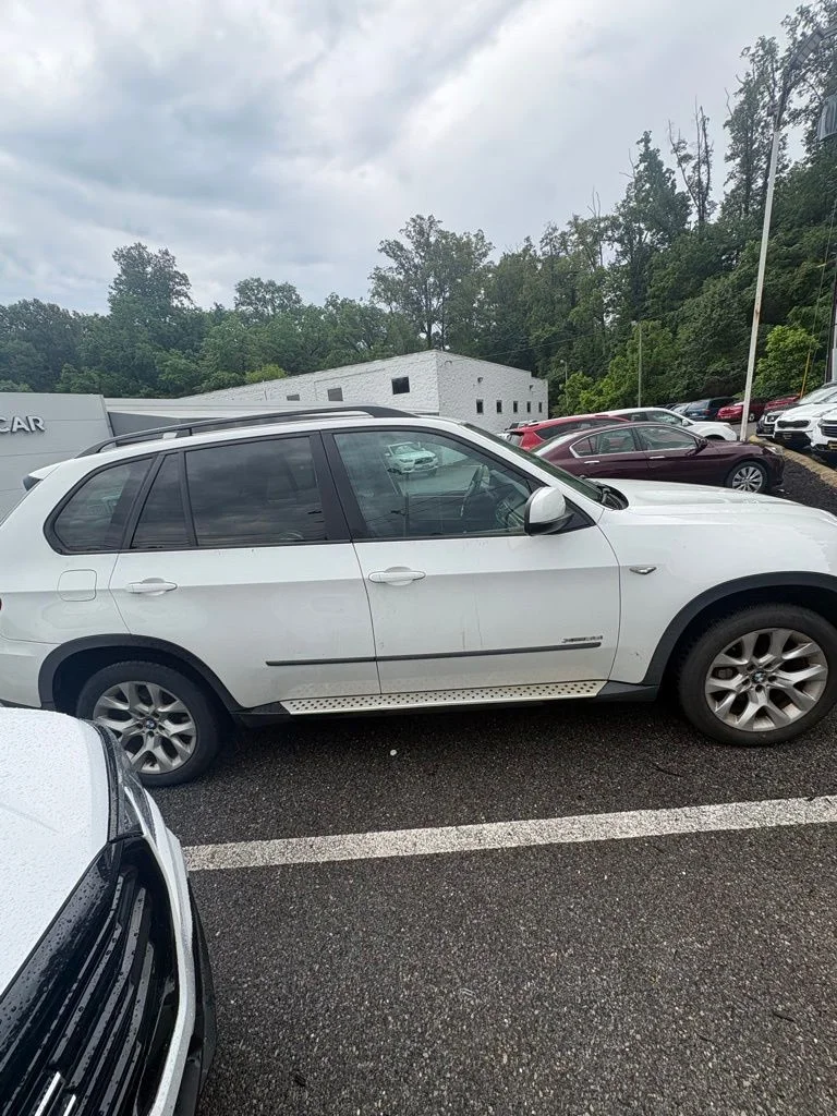 Used 2012 White BMW xDrive35i image 5