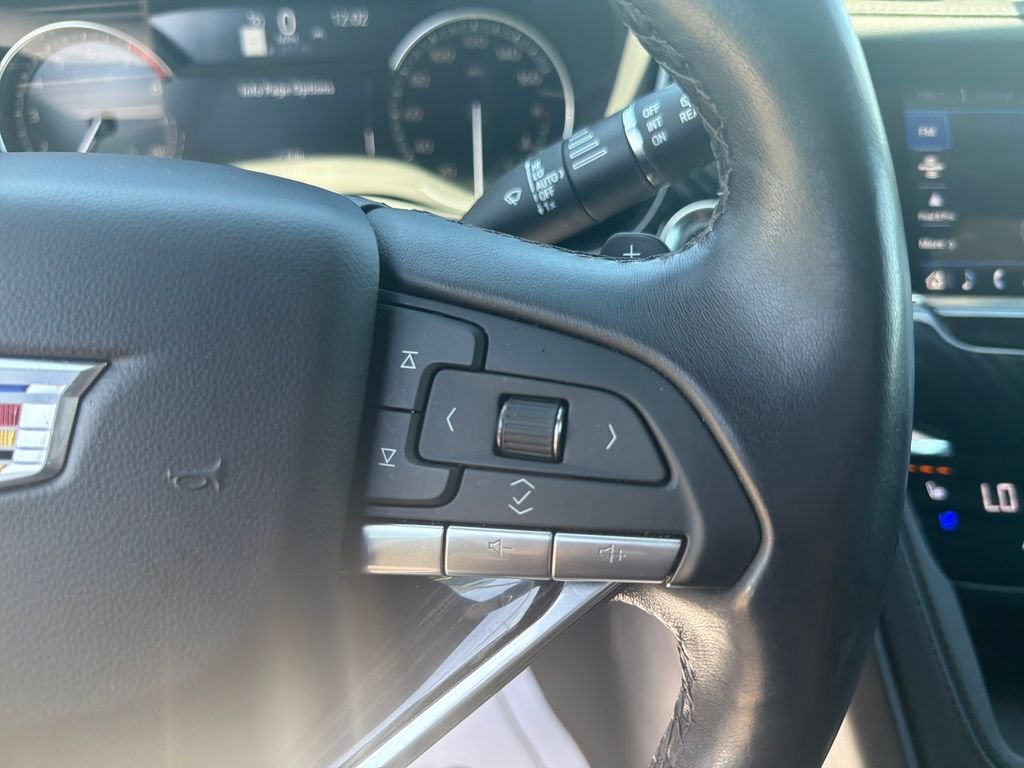 Used 2025 Silver Cadillac Premium Luxury image 32