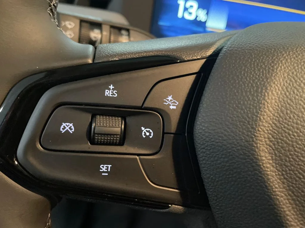 2027 Chevrolet Bolt RS - Photo 14