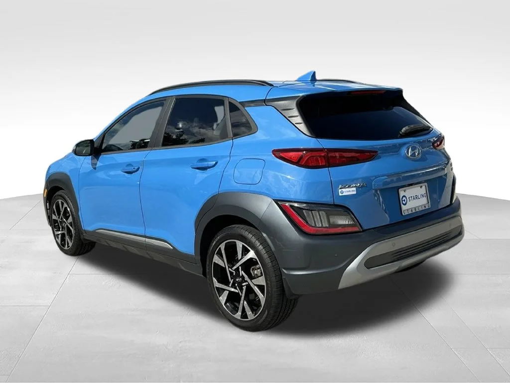 Used 2022 Blue Hyundai Limited image 4
