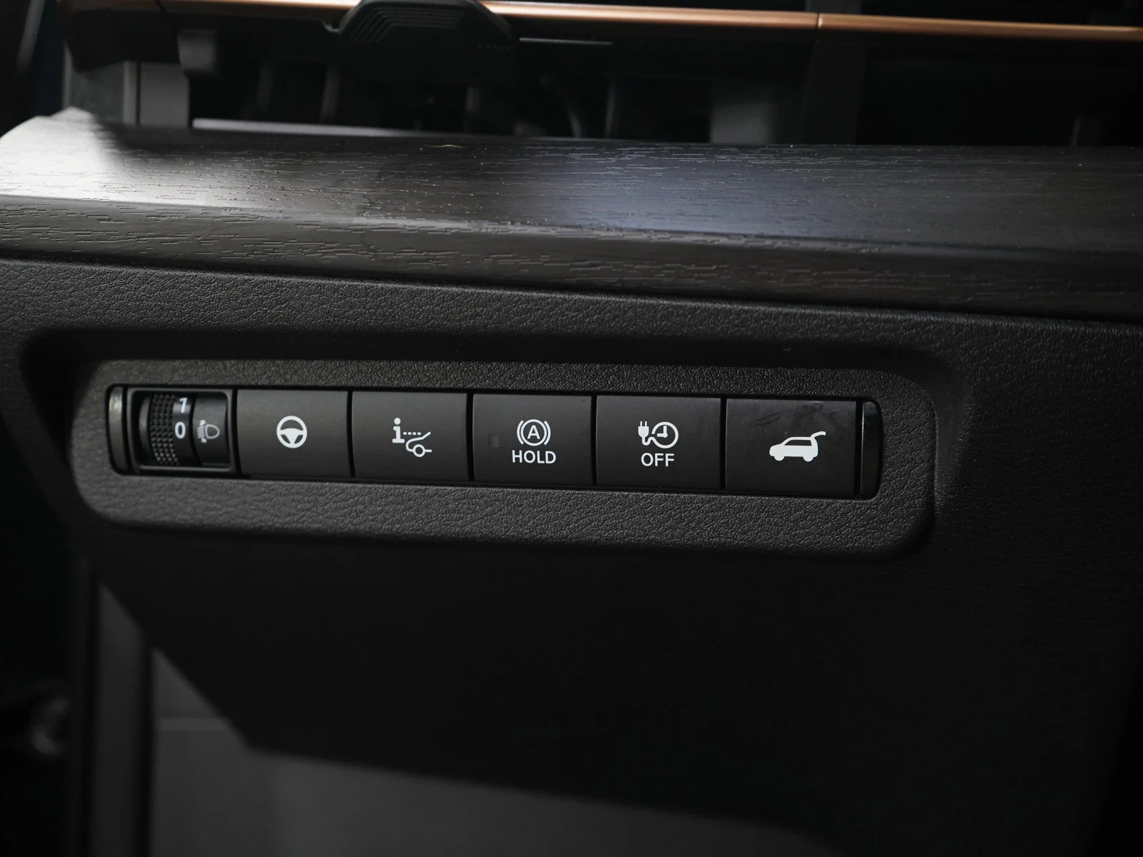Used 2023 Northern Lights Metallic Nissan PREMIERE image 27