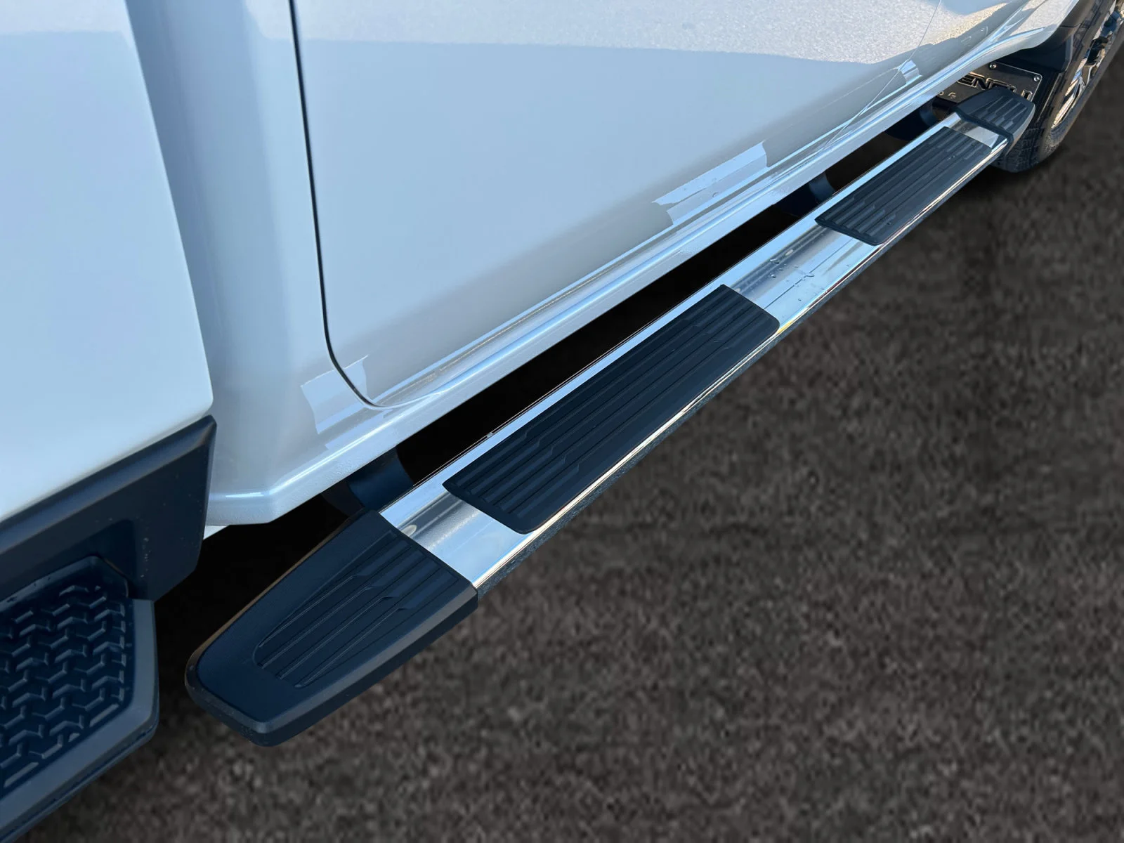 New 2026 Glacier White Tricoat GMC Denali image 11