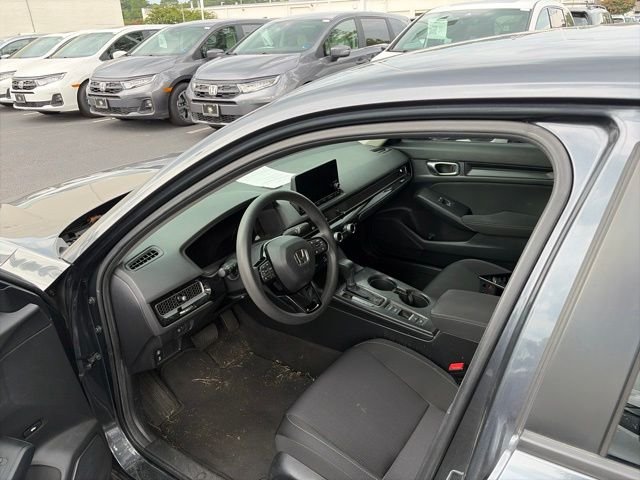 Used 2024 Meteorite Gray Metallic Honda LX image 9