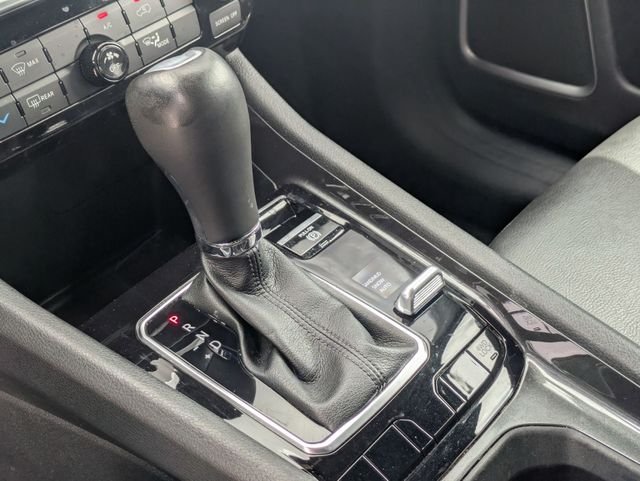 Used 2023 Gray Jeep Latitude image 19