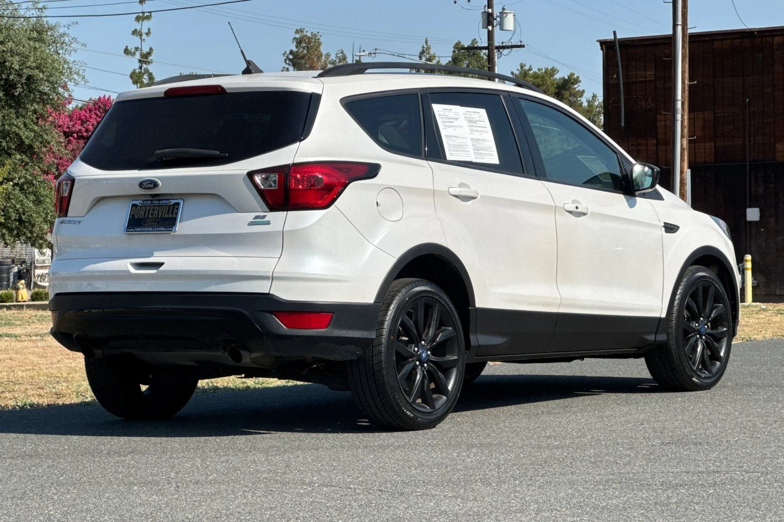 Used 2019 White Ford SE image 4
