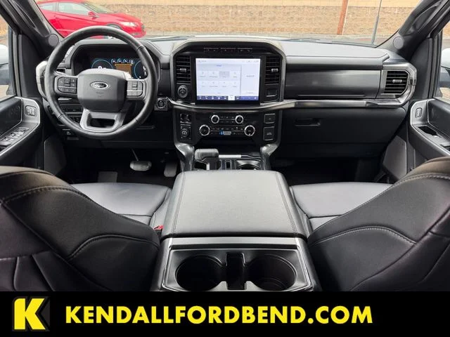 Used 2023 White Ford Lariat image 15