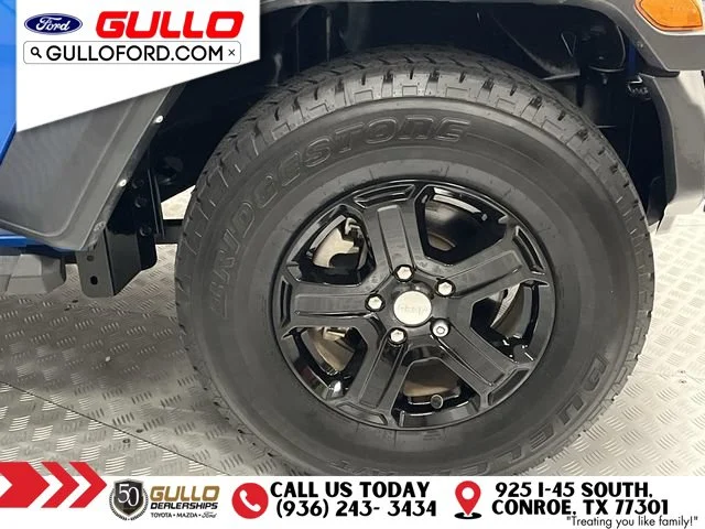 Used 2023 Hydro Blue Pearl Jeep Sport S image 29