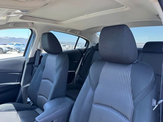 Used 2016 Blue Reflex Mica Mazda i Touring image 17