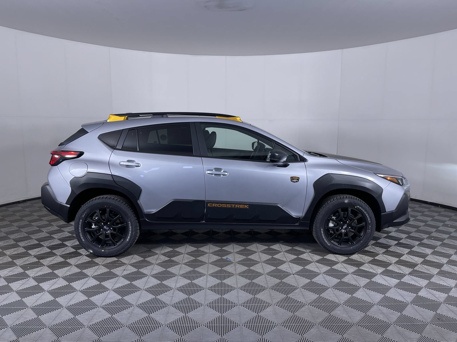 Used 2026 Ice Silver Metallic Subaru Wilderness image 10