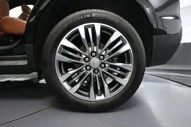 2020 Cadillac XT5 Sport - Photo 16