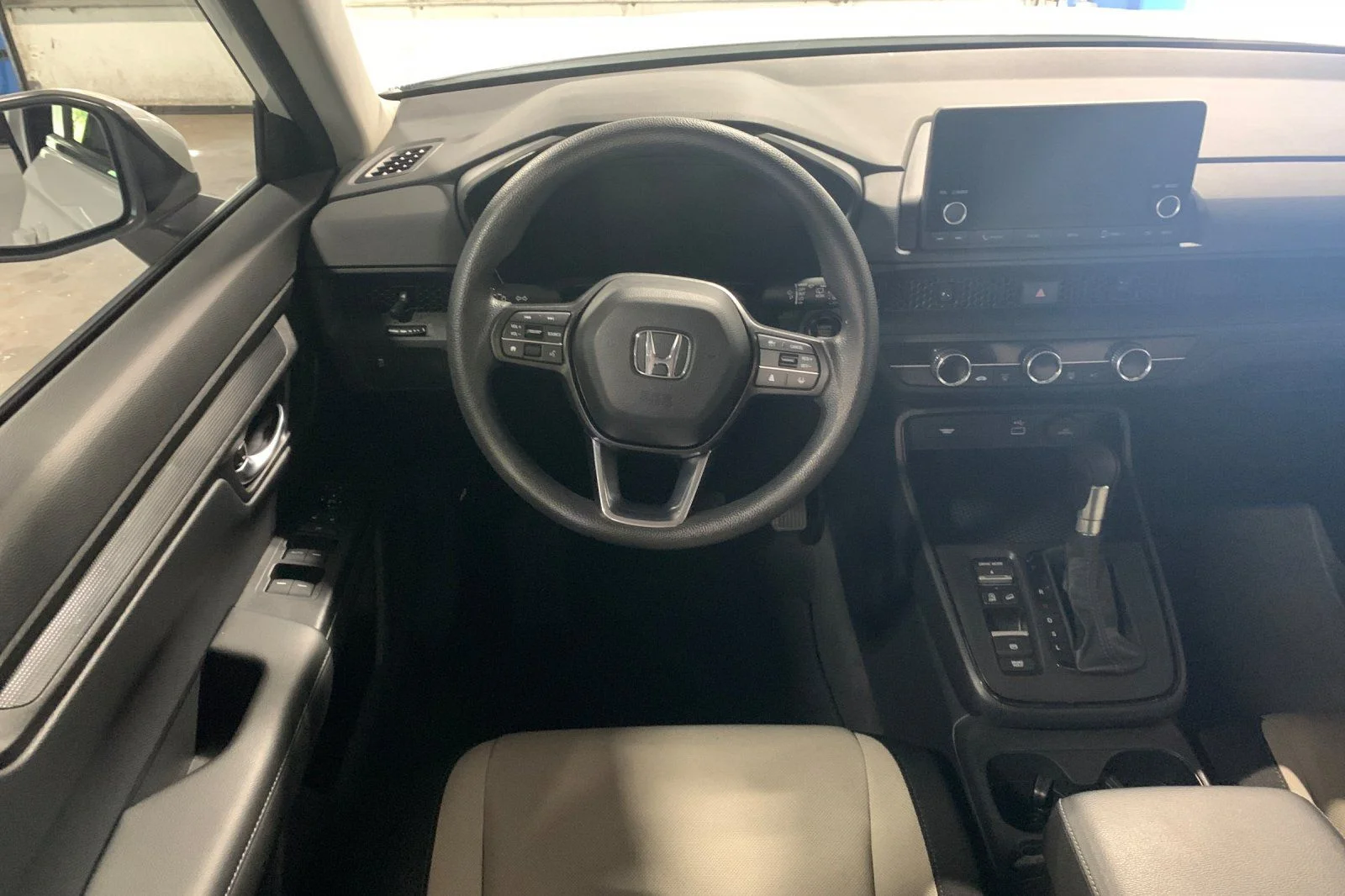 Certified Used 2023 Platinum White Pearl Honda LX image 16